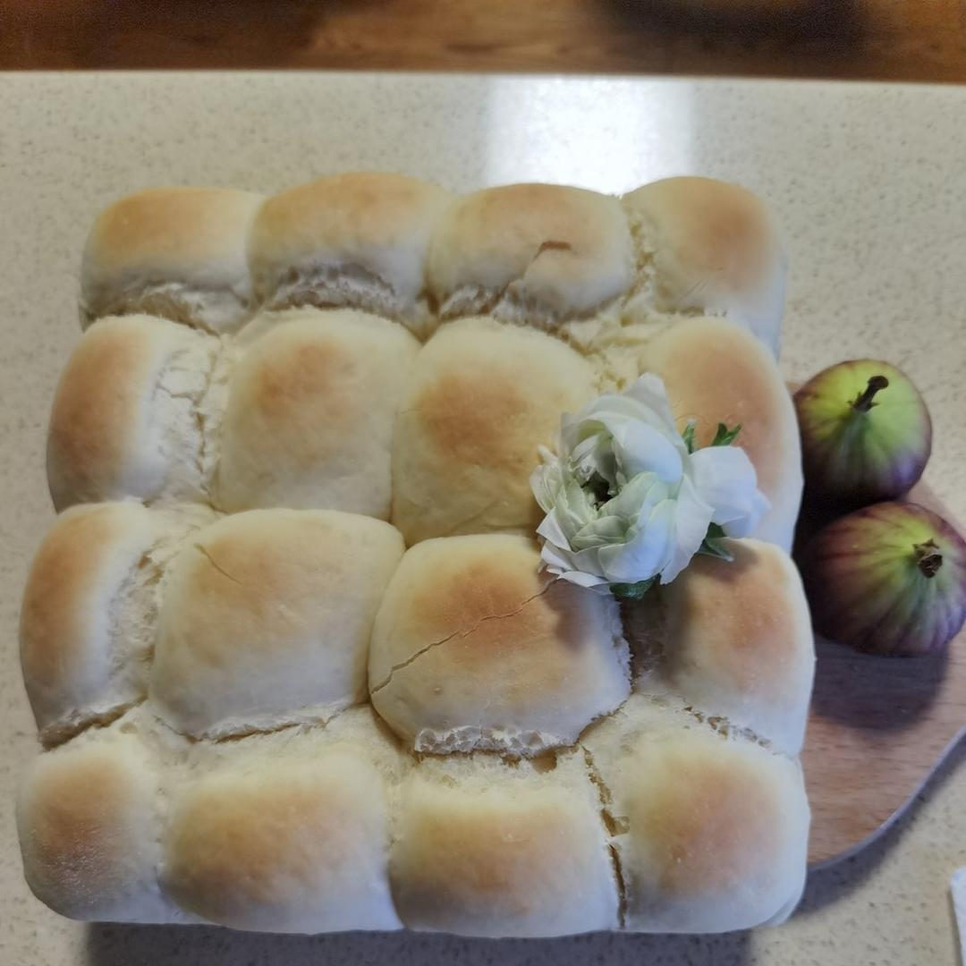 超软的酸奶小餐包