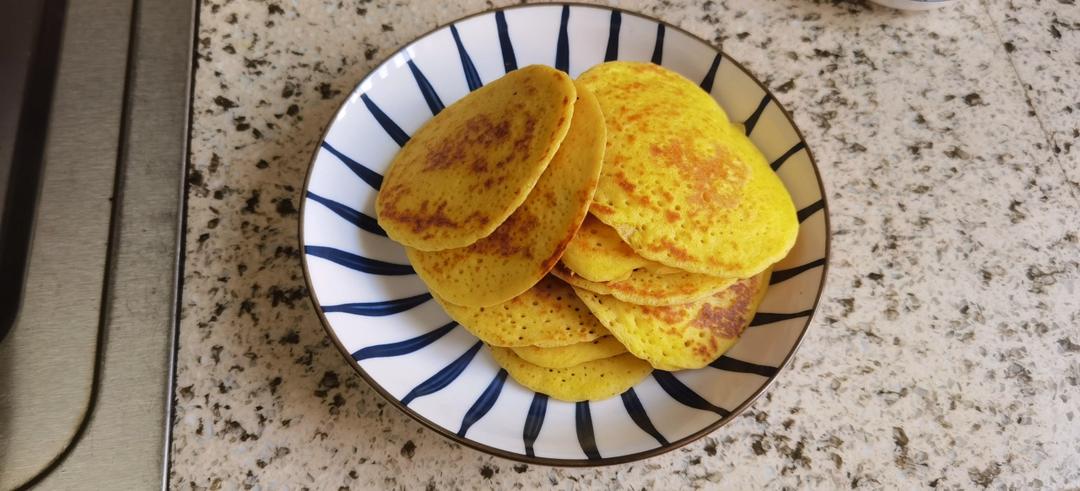 玉米面松饼，早起5分钟搞定，又软又健康