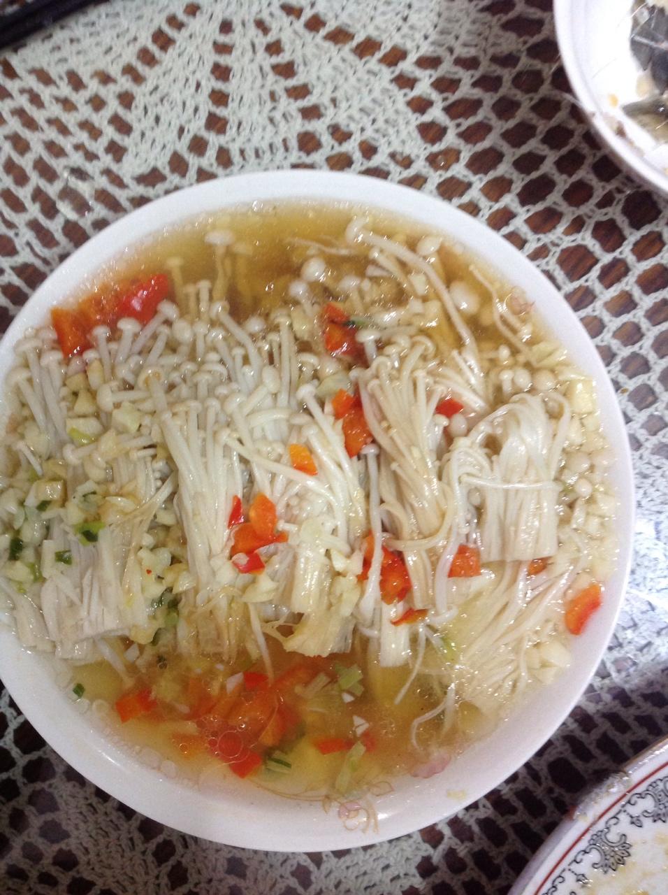 蒜蓉蒸金针菇