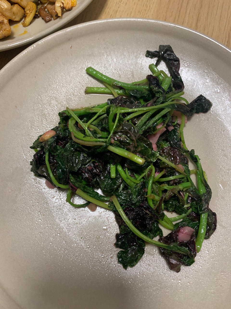 蒜茸炒红苋菜