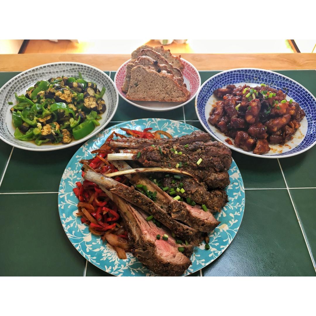 迷迭香烤小羊排