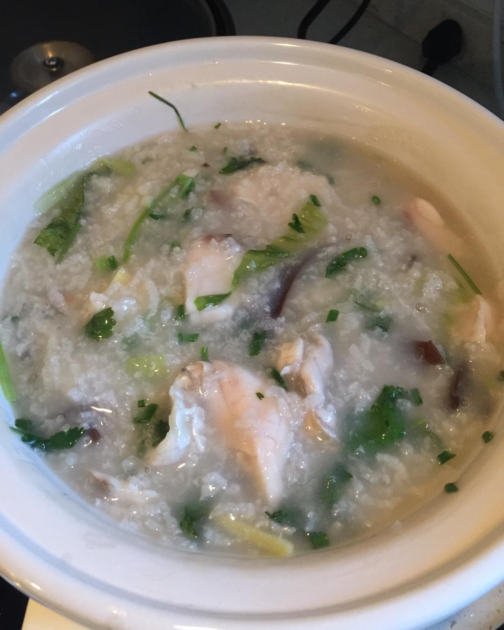 逸做的生菜鱼片粥