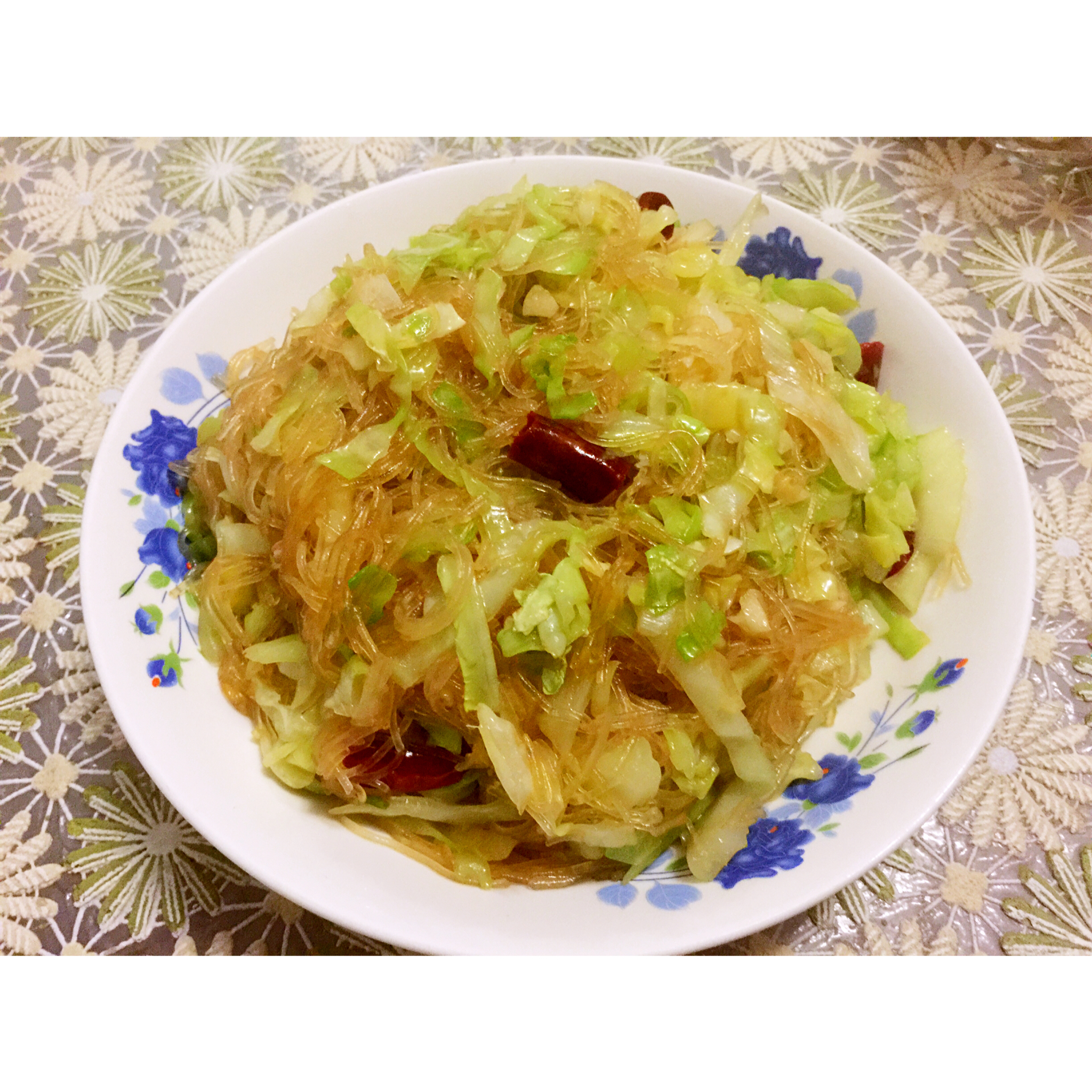 卷心菜炒粉丝 Glass noodles with Cabbage