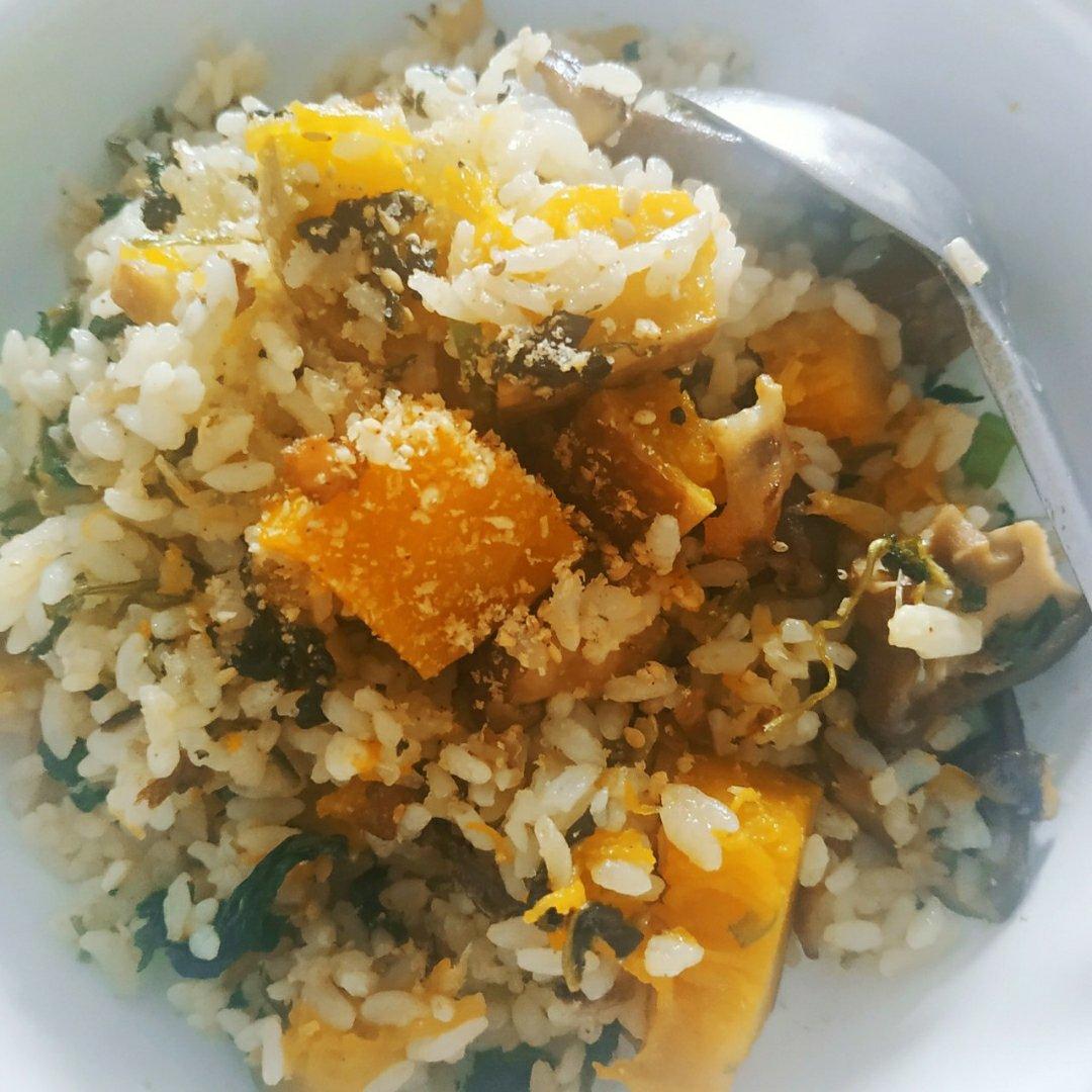 美味到不行的南瓜饭