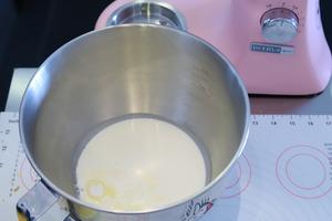 棉花糖奶油蛋糕的做法 步骤18