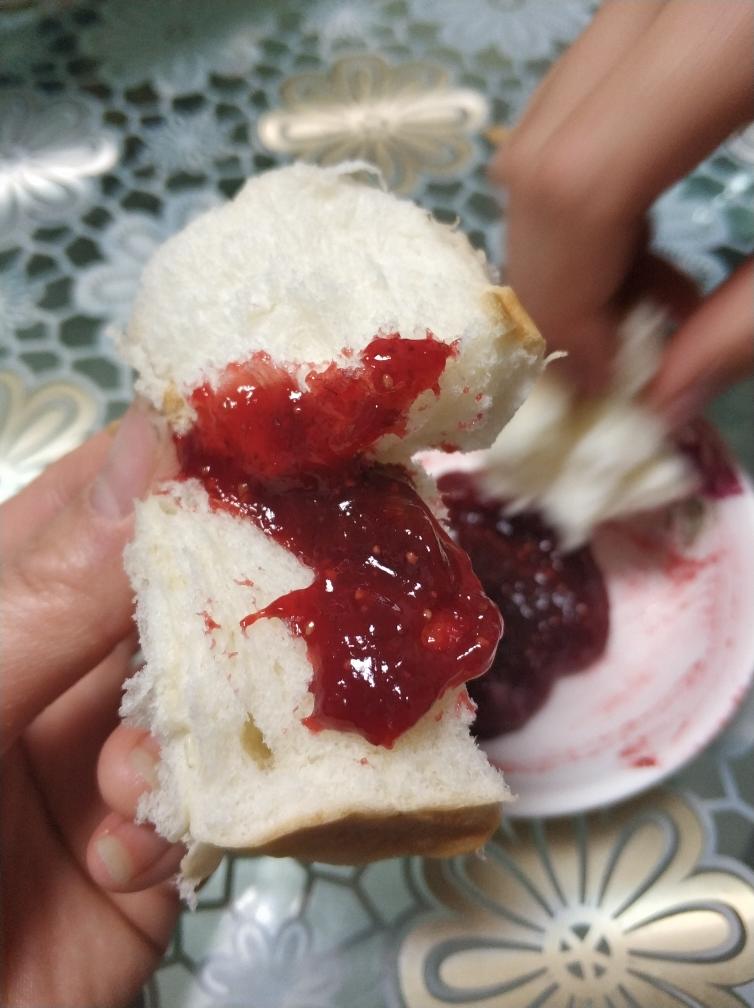 纯奶手撕吐司的做法 步骤1