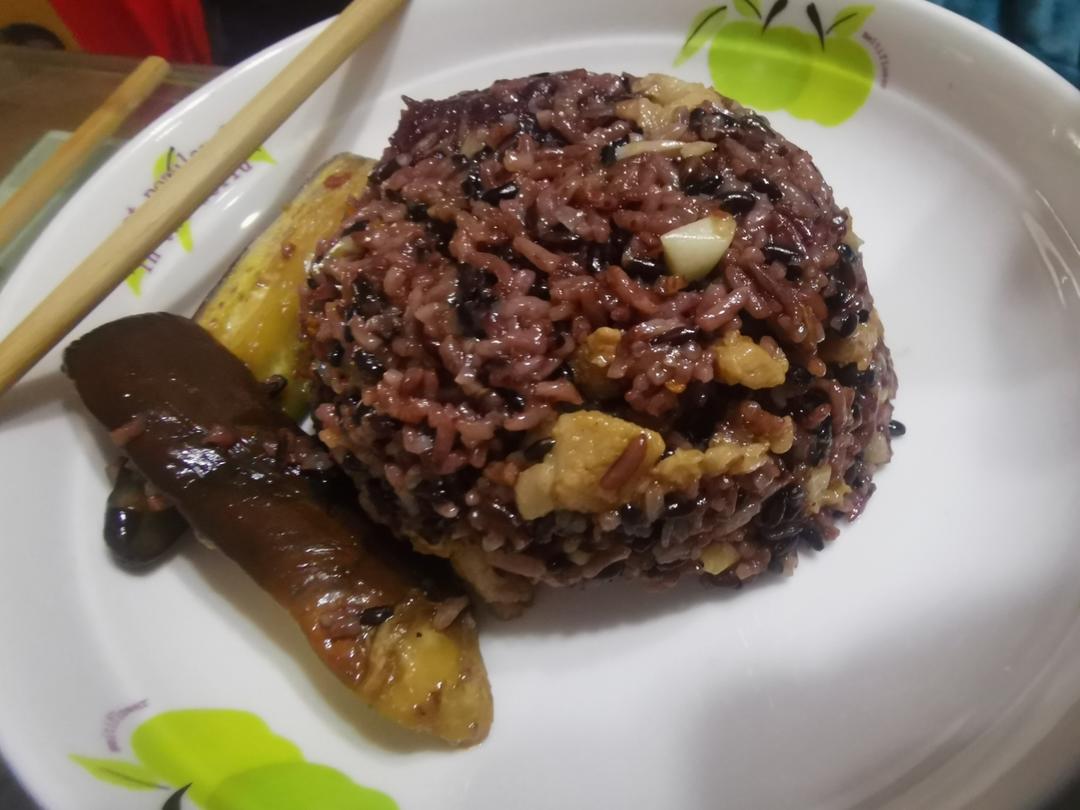 开胃下饭菜！巨简单的家常鱼香茄子煲