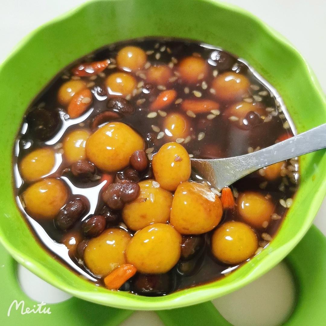 红糖糯米小圆子