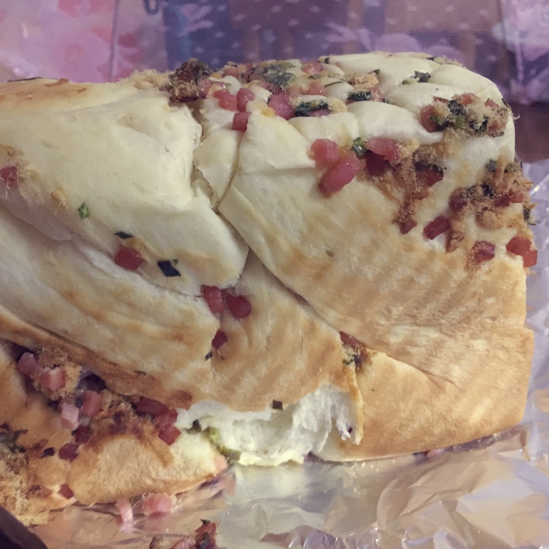 香葱肉松手撕吐司