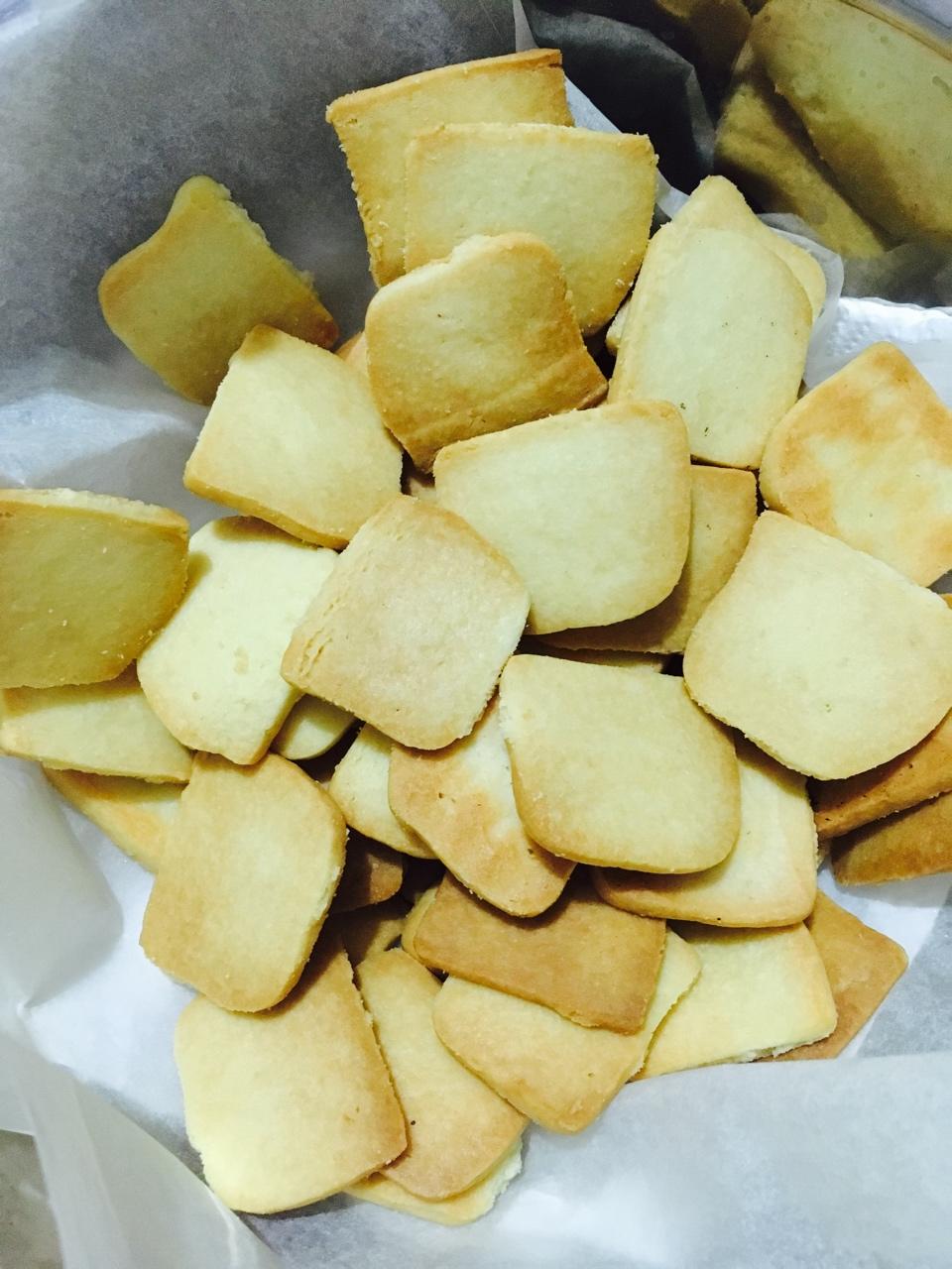 极简风炼奶小饼干