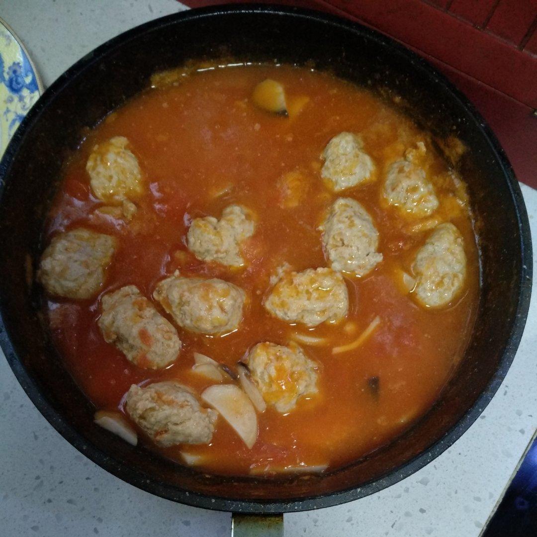 家传浓汤西红柿🍅猪肉丸子汤