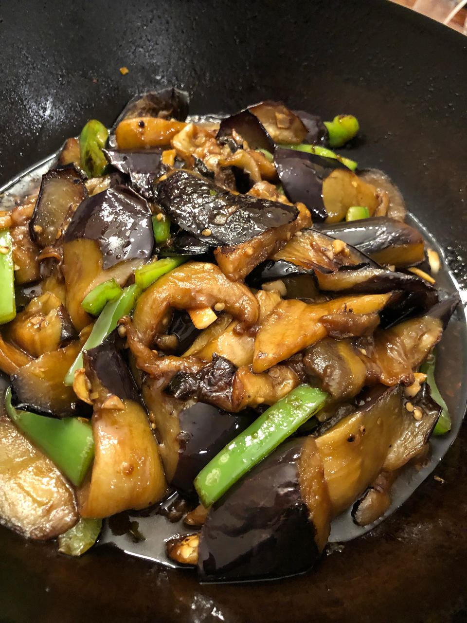 不过油的香煎茄子