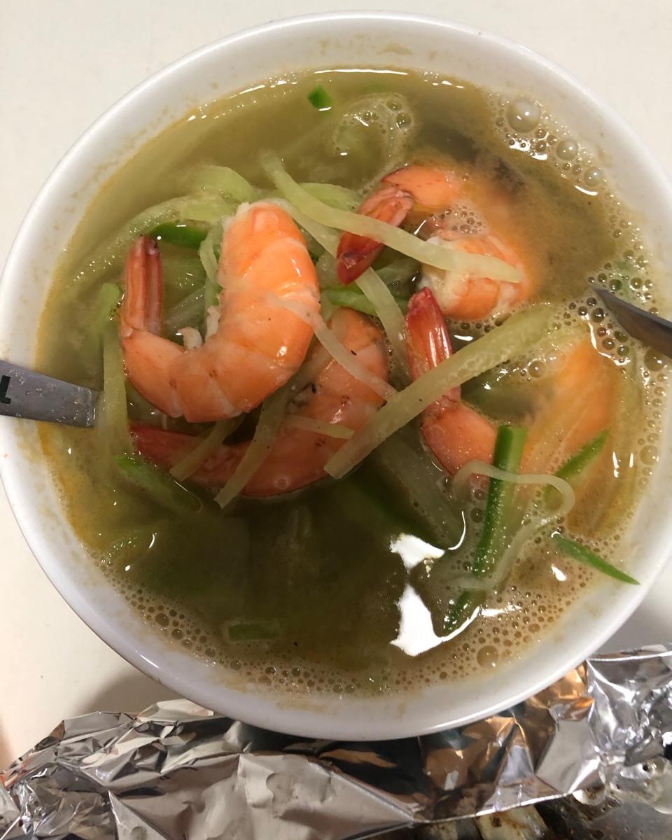 萝卜丝鲜虾汤