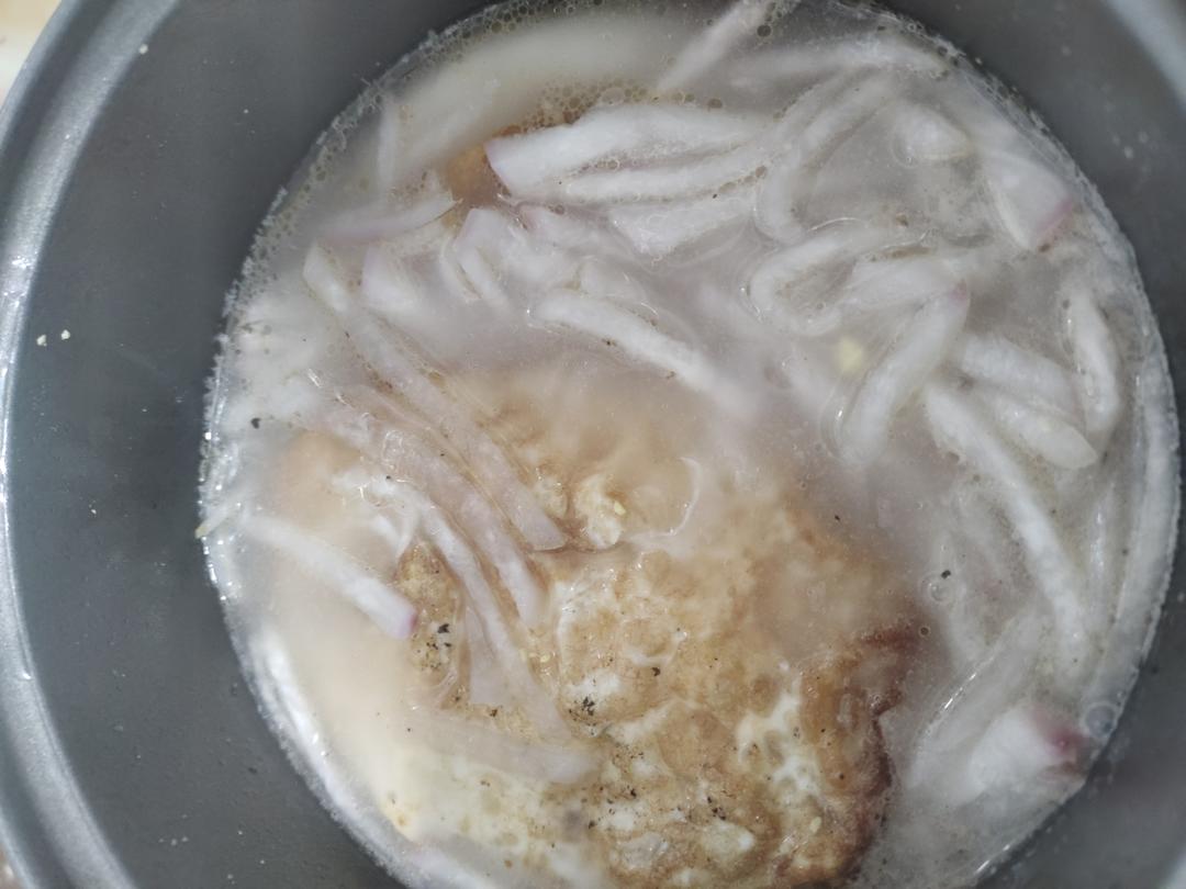 奶白鲜香的萝卜丝煎蛋汤