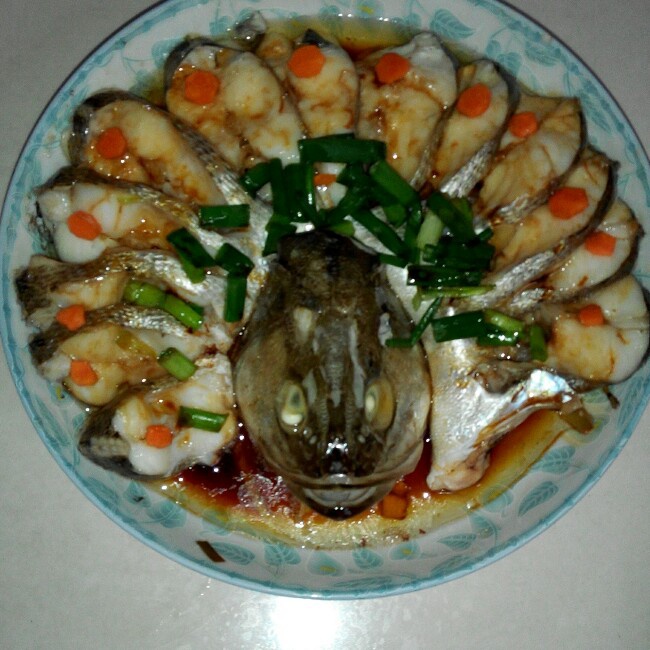 夏日萍果做的孔雀开屏清蒸鱼
