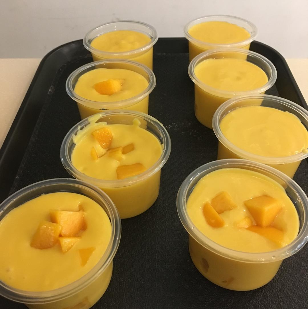 聪聪杯孖哒做的芒果布丁