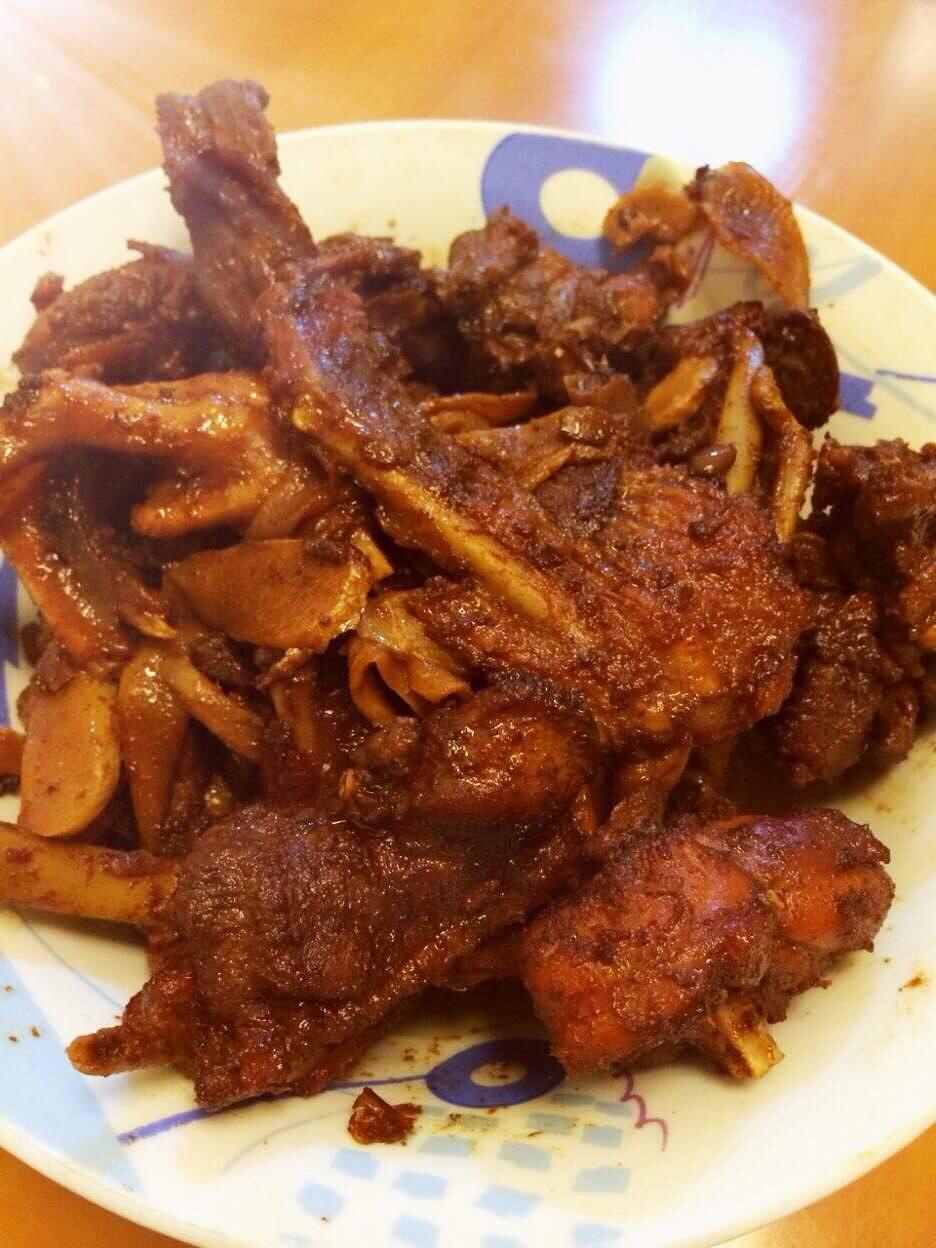 仔姜焖鸭的做法