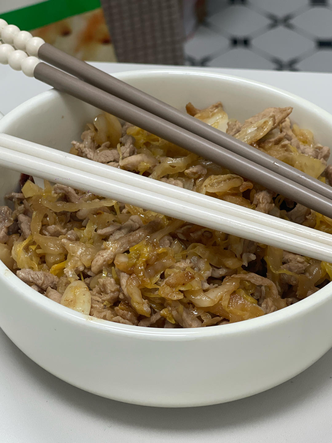 东北酸菜炒五花肉巨香