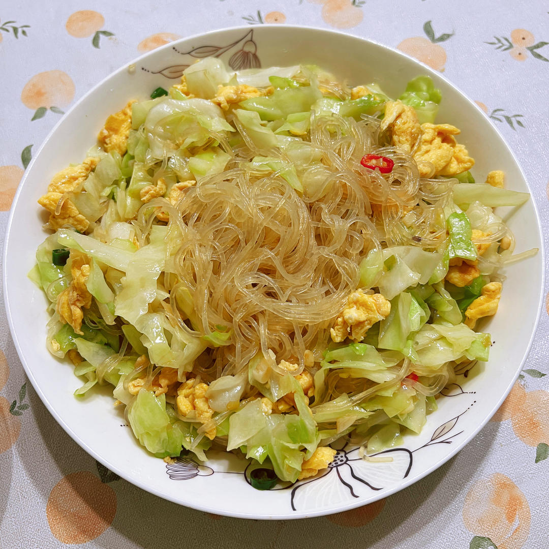 包菜粉丝炒鸡蛋