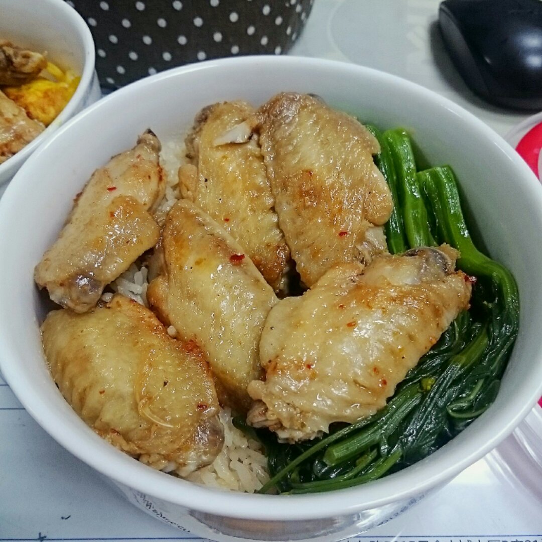 香煎盐焗鸡翅