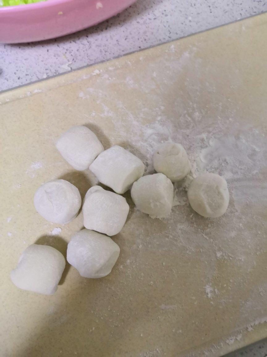 手工揉面三分钟，又韧又薄又好包的饺子皮