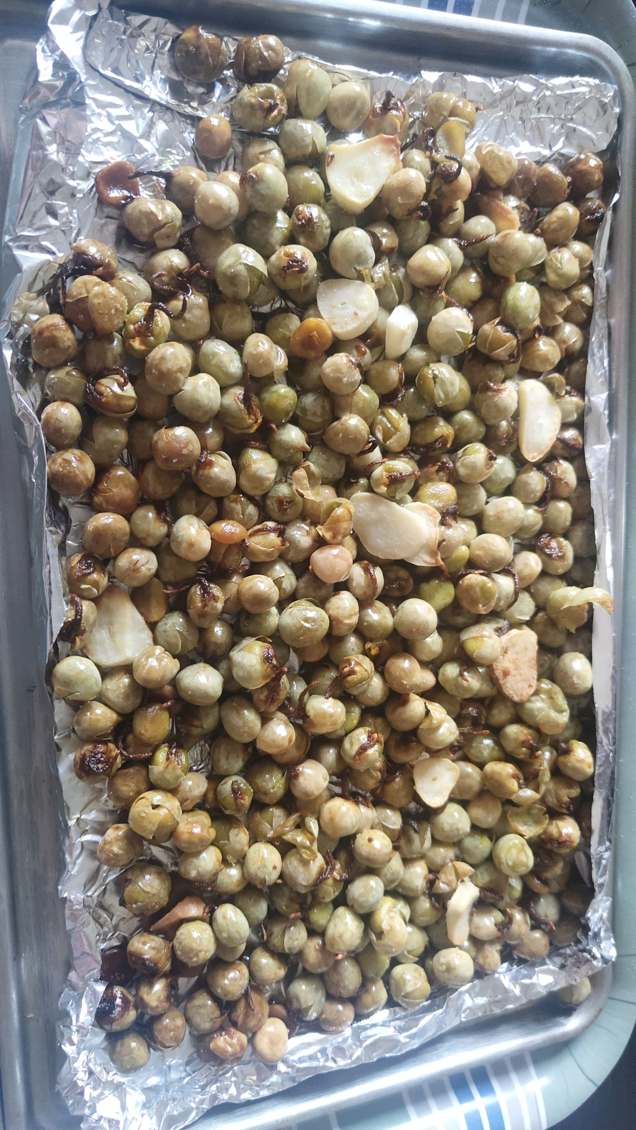 烤箱蒜香豌豆的做法 步骤5