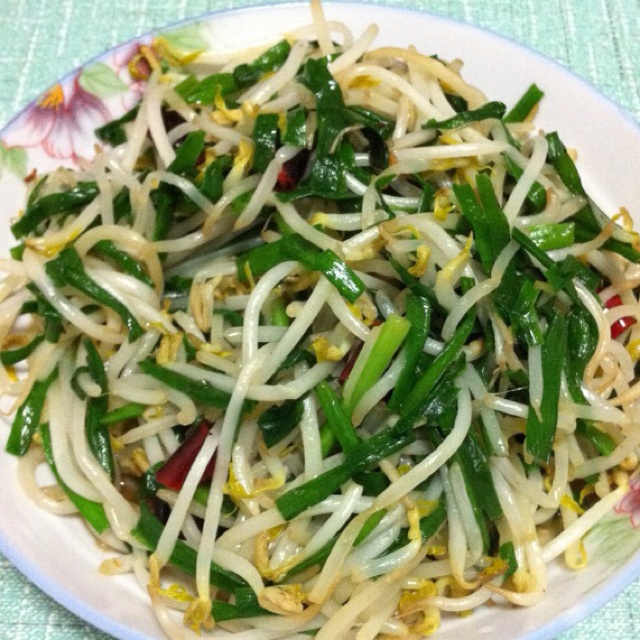 韭菜炒豆芽