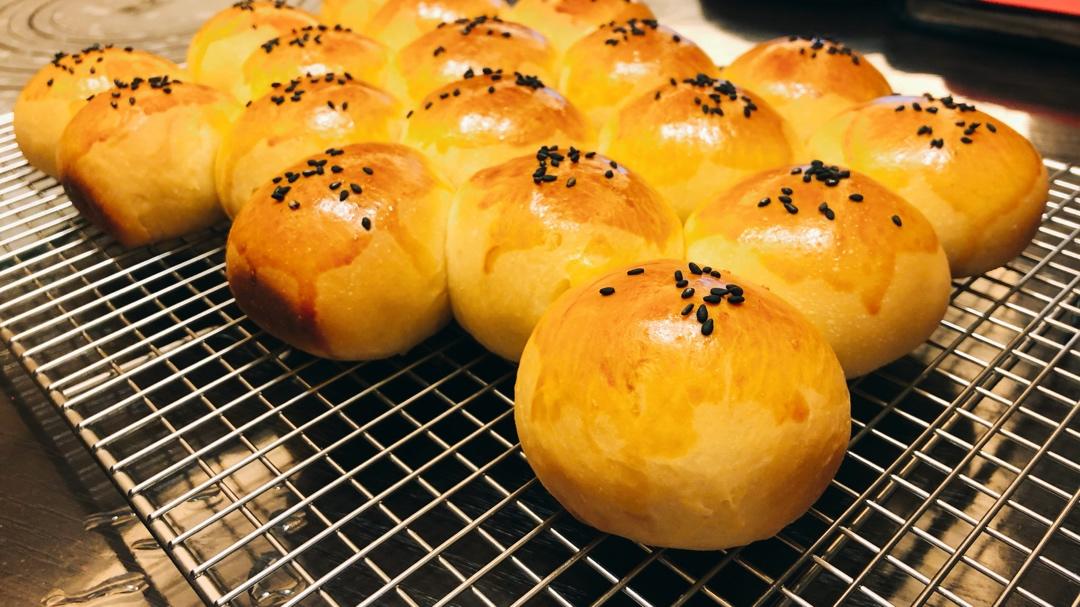 鲜奶油小餐包（一次发酵）