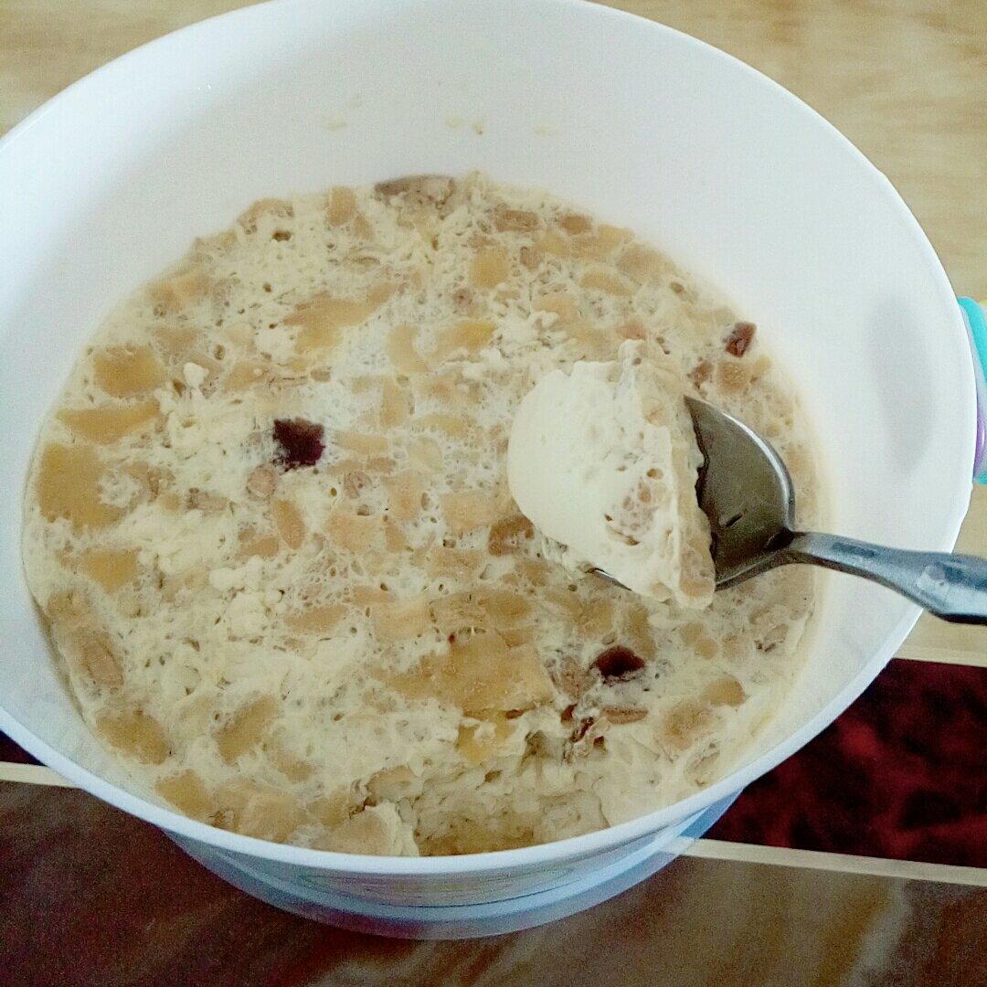 鸡蛋牛奶燕麦布丁