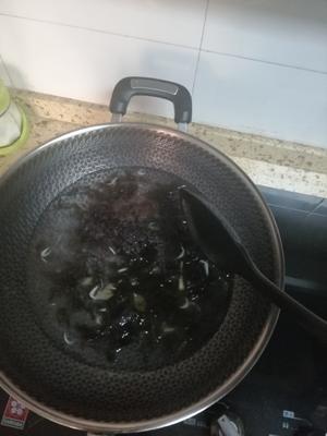 紫菜虾皮汤的做法 步骤4