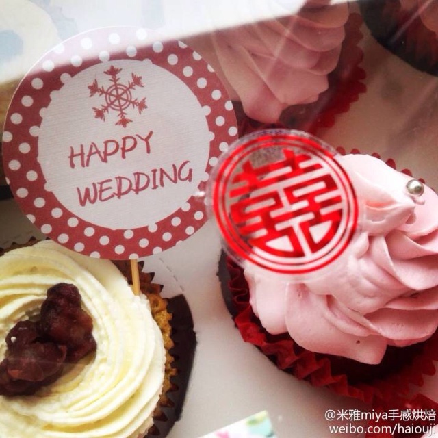 古典巧克力cupcake配马斯卡彭奶油霜