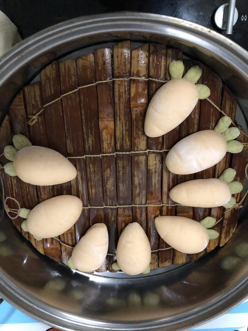 超萌的胡萝卜造型卡通馒头