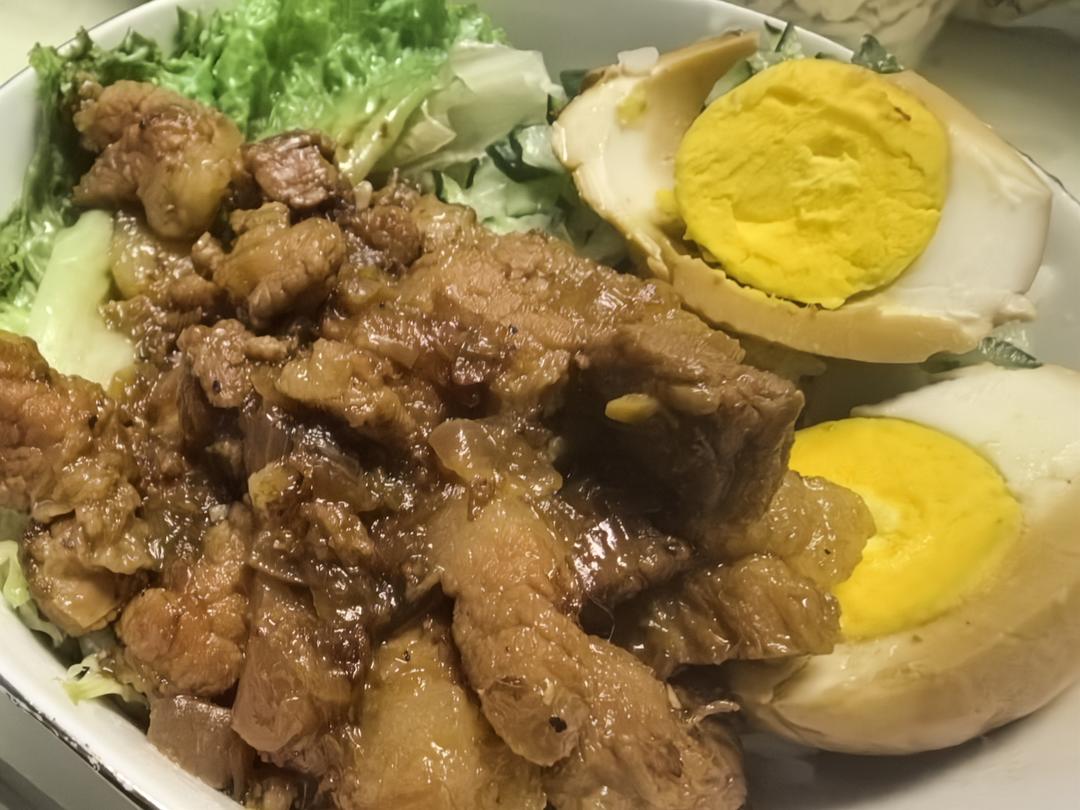 好吃到停不下来的卤肉饭