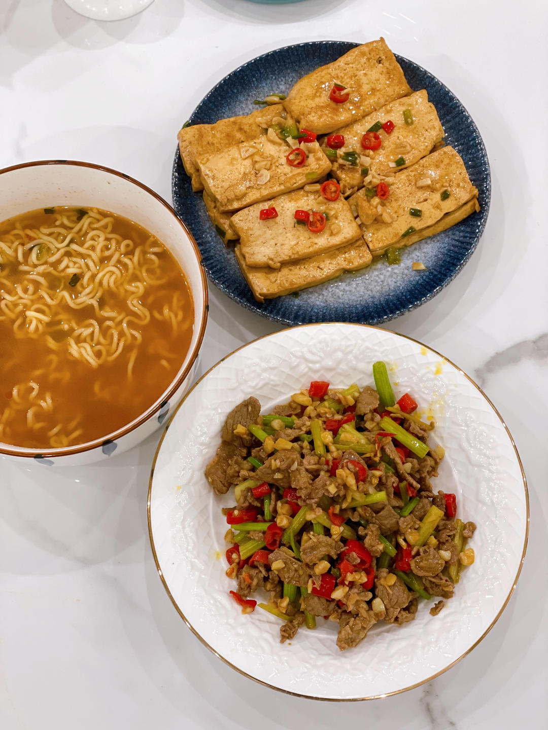 蒜香煎豆腐 炒鸡无敌美味