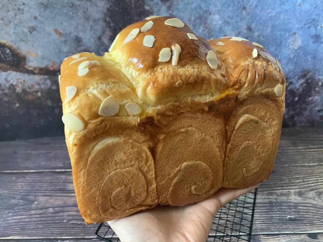 水立方北海道牛奶淡奶油吐司100%中种面包松软拉丝