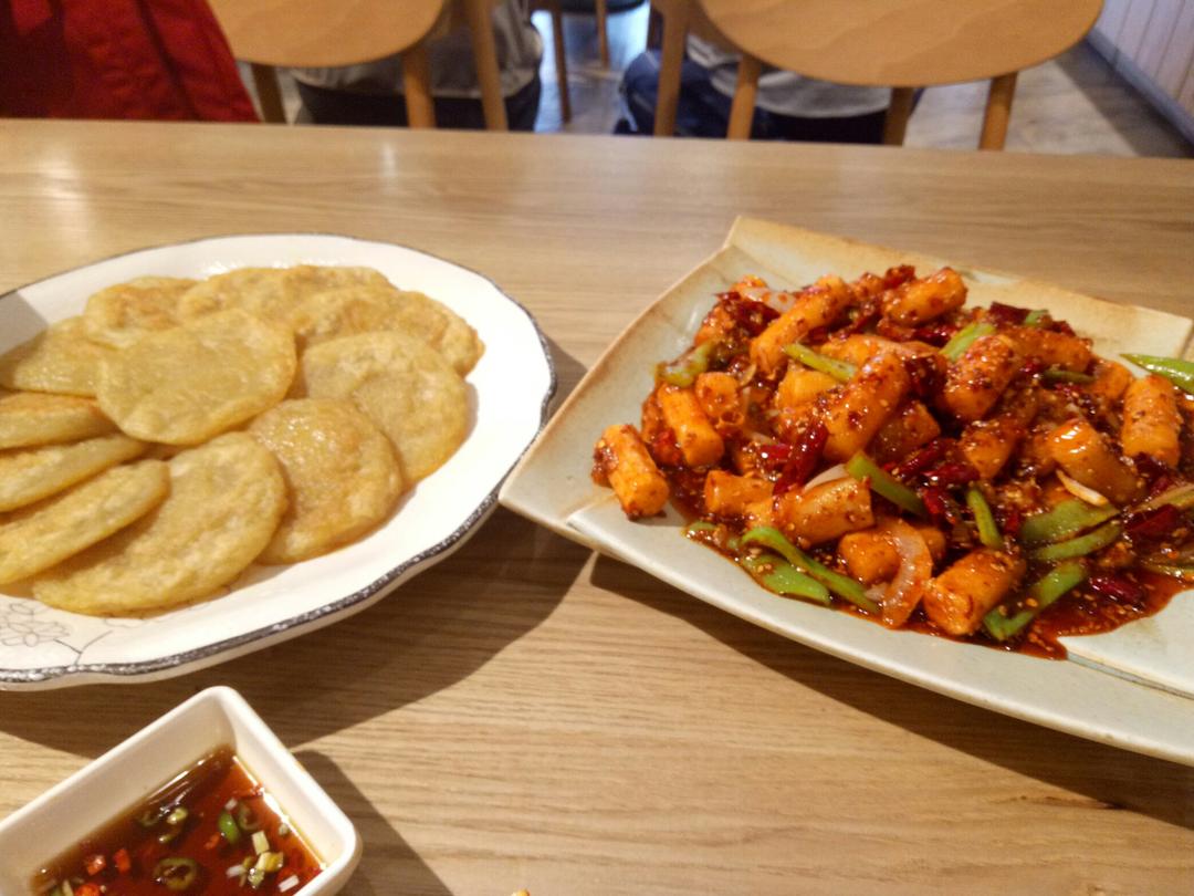 喷香排骨焖饭（爆好吃）