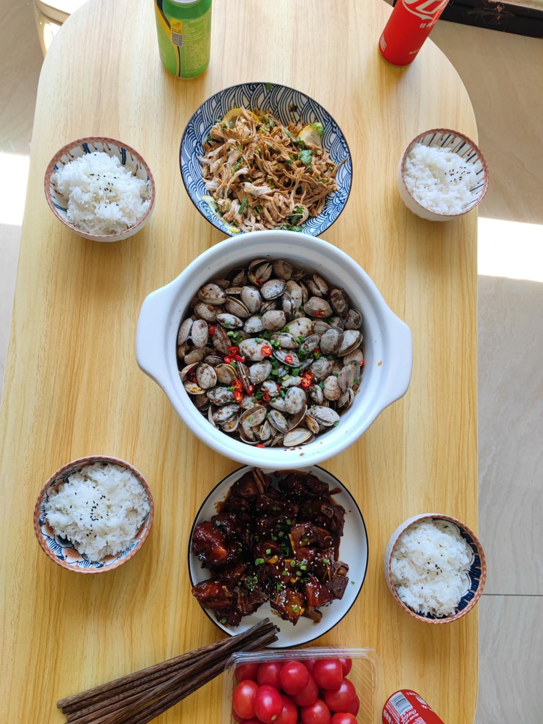 蒜蓉花甲粉丝煲