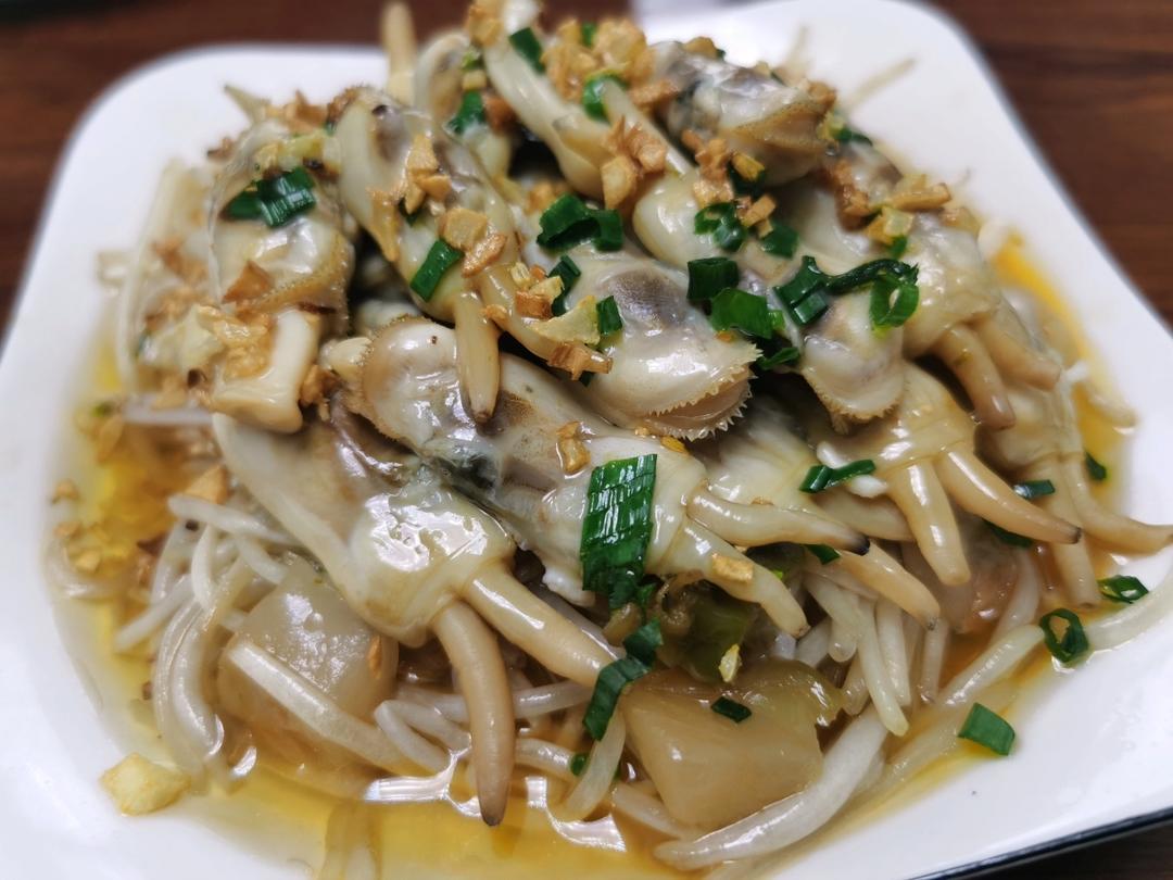 葱油蛏子，只要你买到鲜肥的蛏子，这道菜你就成功了99%