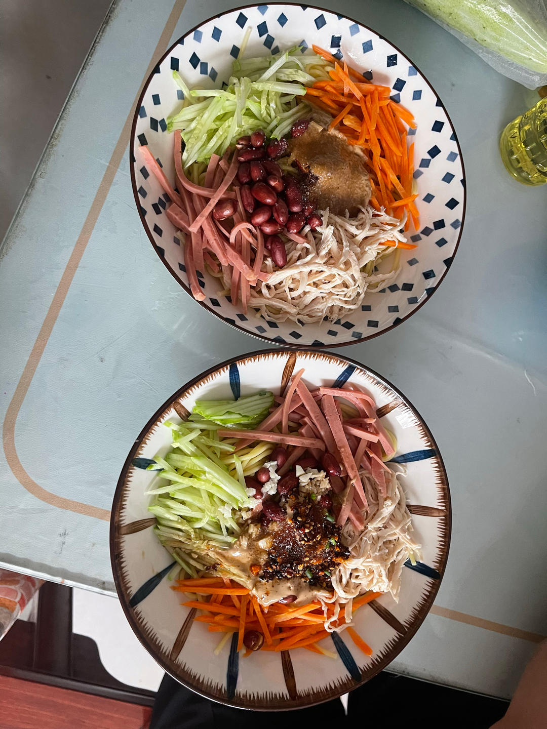 麻酱鸡丝凉面