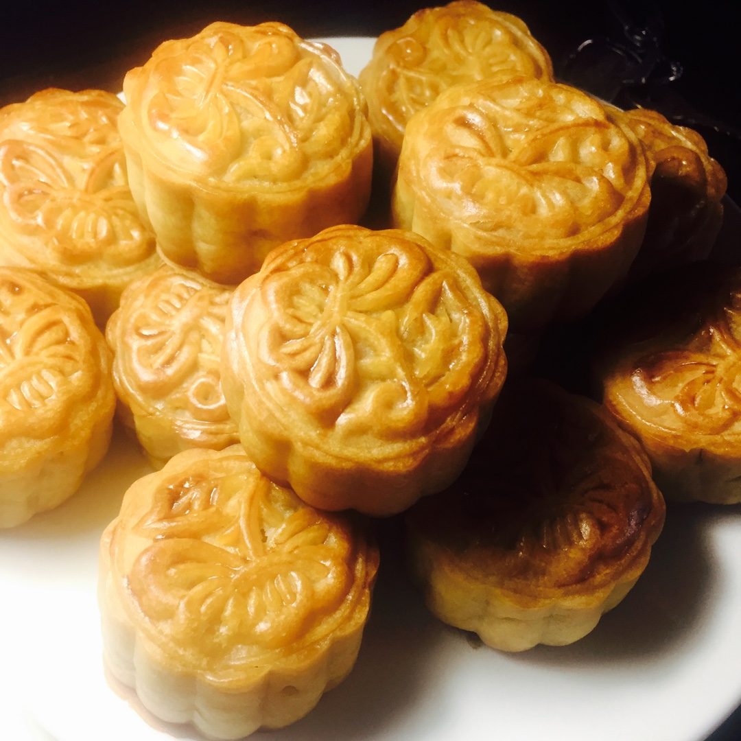 【曼食慢语】蛋黄莲蓉月饼