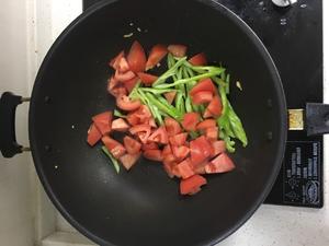萝卜炒牛肉的做法 步骤4