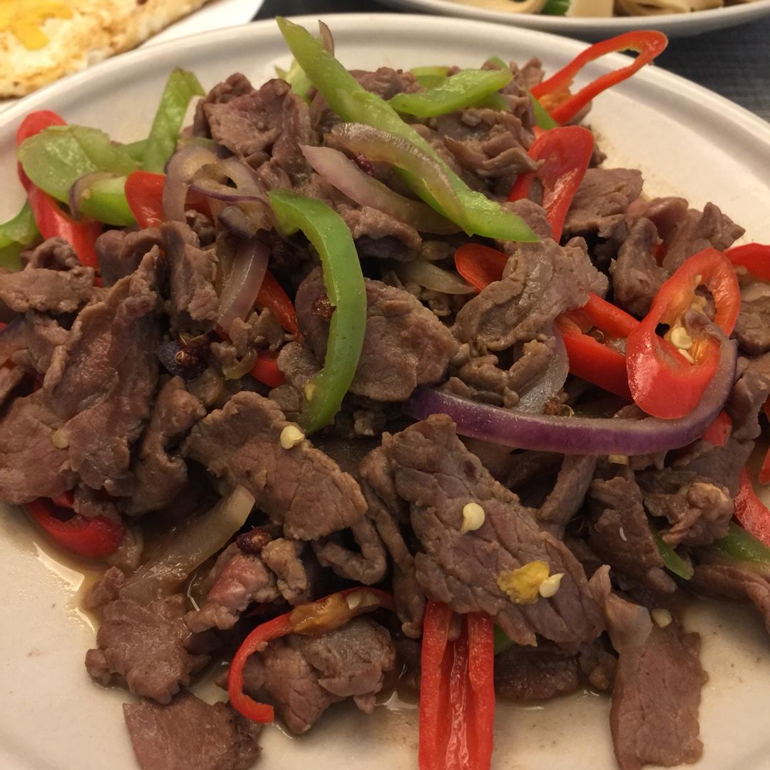 小炒牛肉