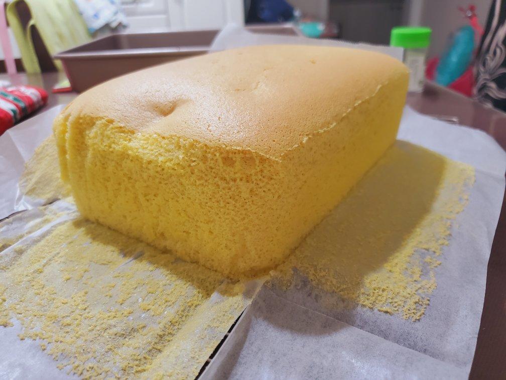 古早蛋糕又名抖臀蛋糕