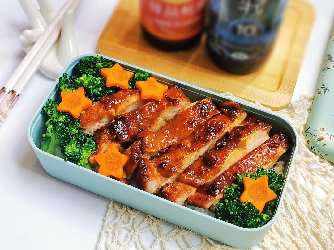 香煎鸡腿饭的做法