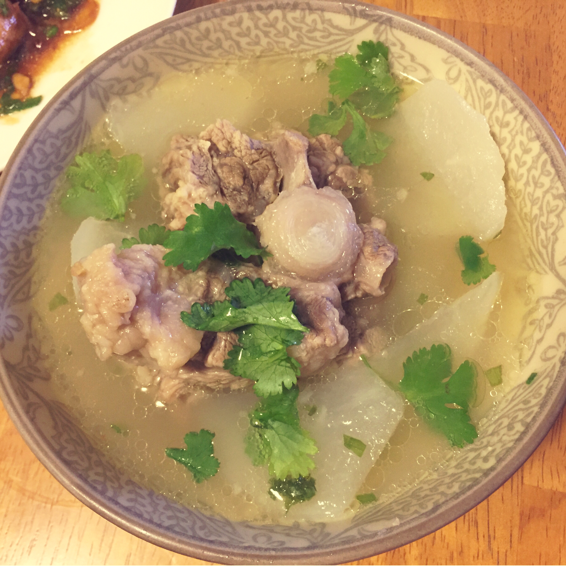 韩式清炖牛尾汤
