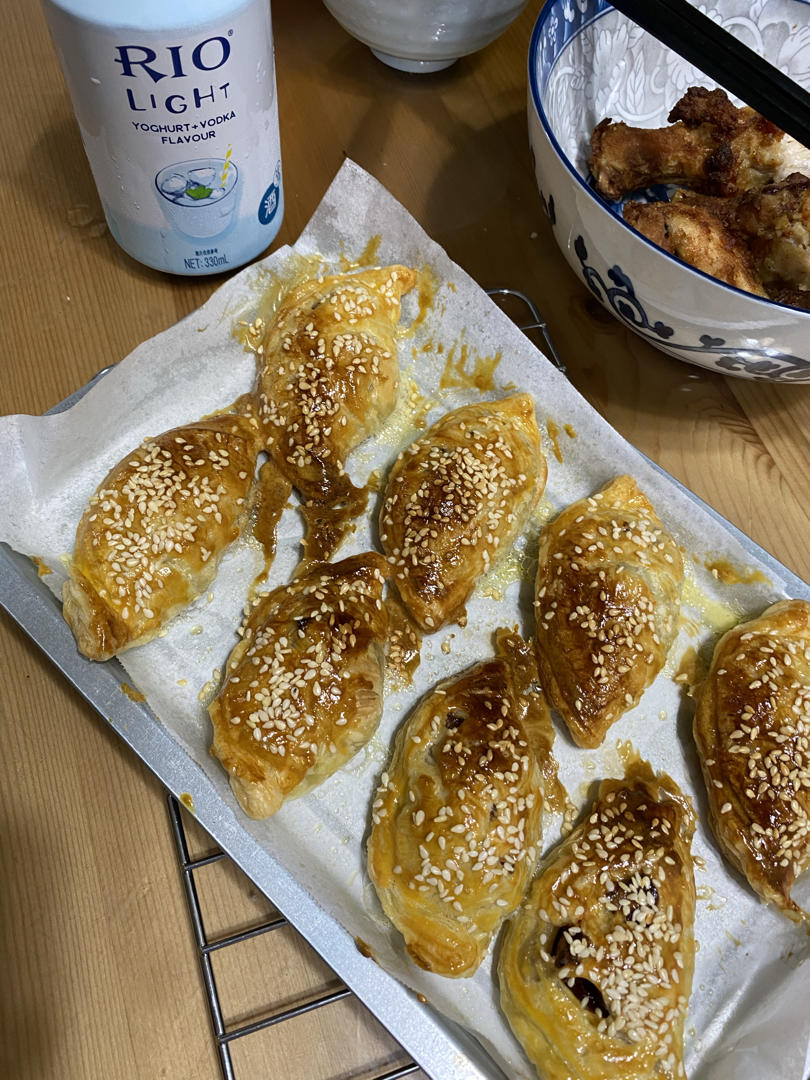 巧用蛋挞皮做各种酥派（榴莲酥 苹果派 凤梨酥 红豆酥 香芋酥 叉烧酥……）