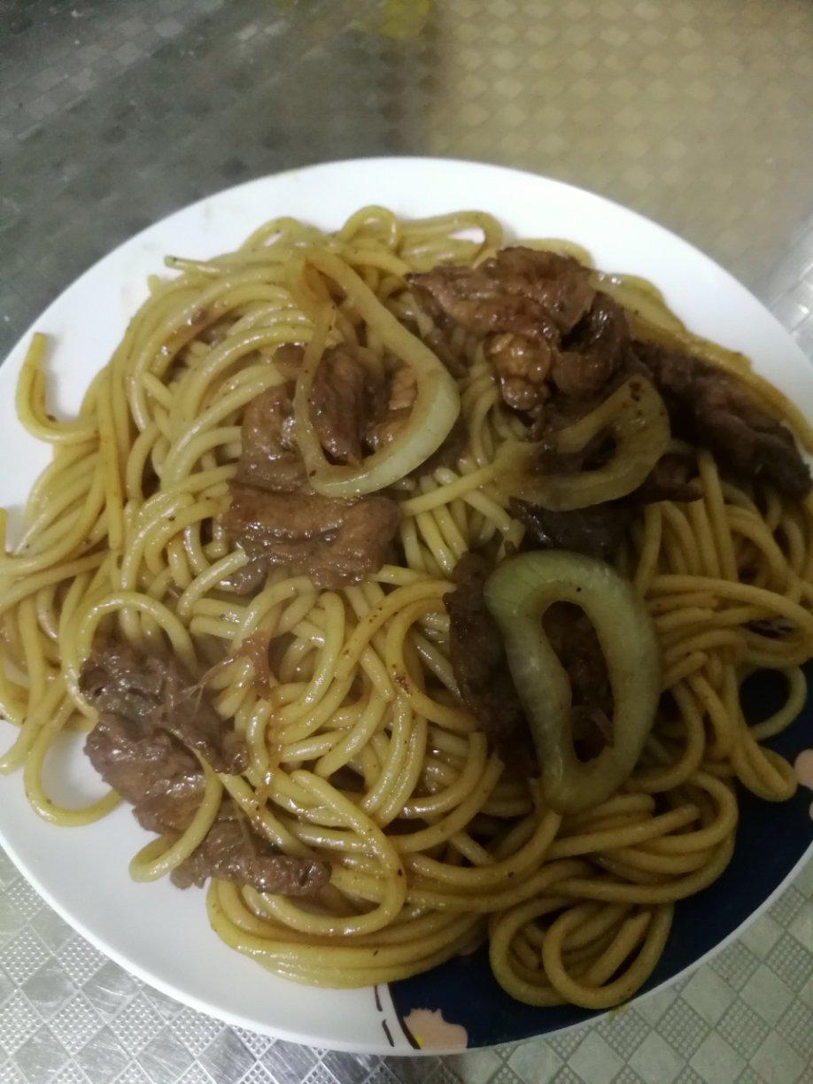 黑胡椒牛柳意大利面