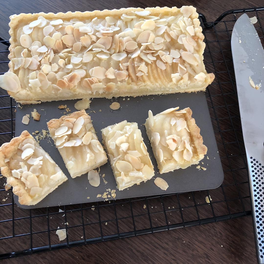 布鲁耶尔洋梨塔