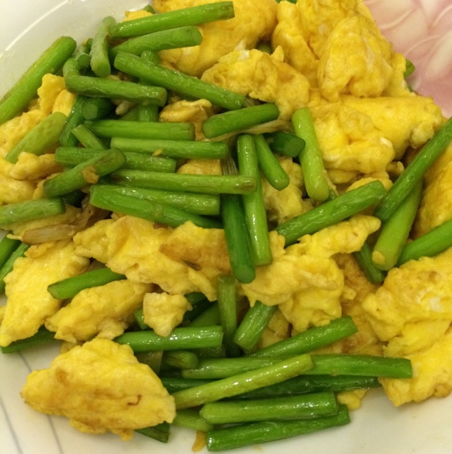 蒜薹炒鸡蛋