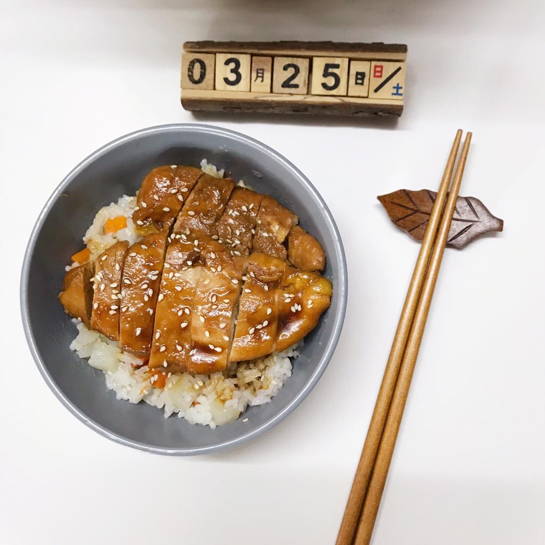 VEpiaopiao|照烧鸡排饭便当